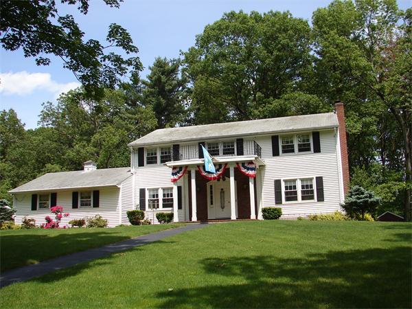 17 Babicz Road Tewksbury, MA 01876 - Photo 1 of 18 Gallery Image 1