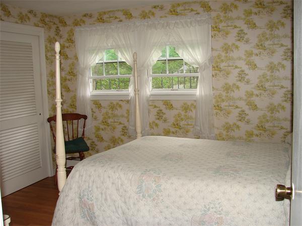 17 Babicz Road Tewksbury, MA 01876 - Photo 9 of 18 Gallery Image 9