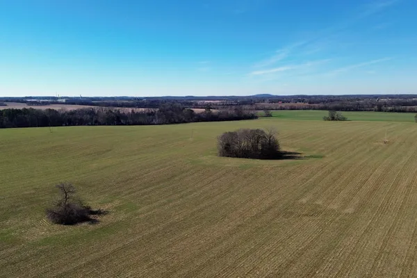 $1,656,000 | 2400 Sportsman Lake Road, Franklin, KY 42134