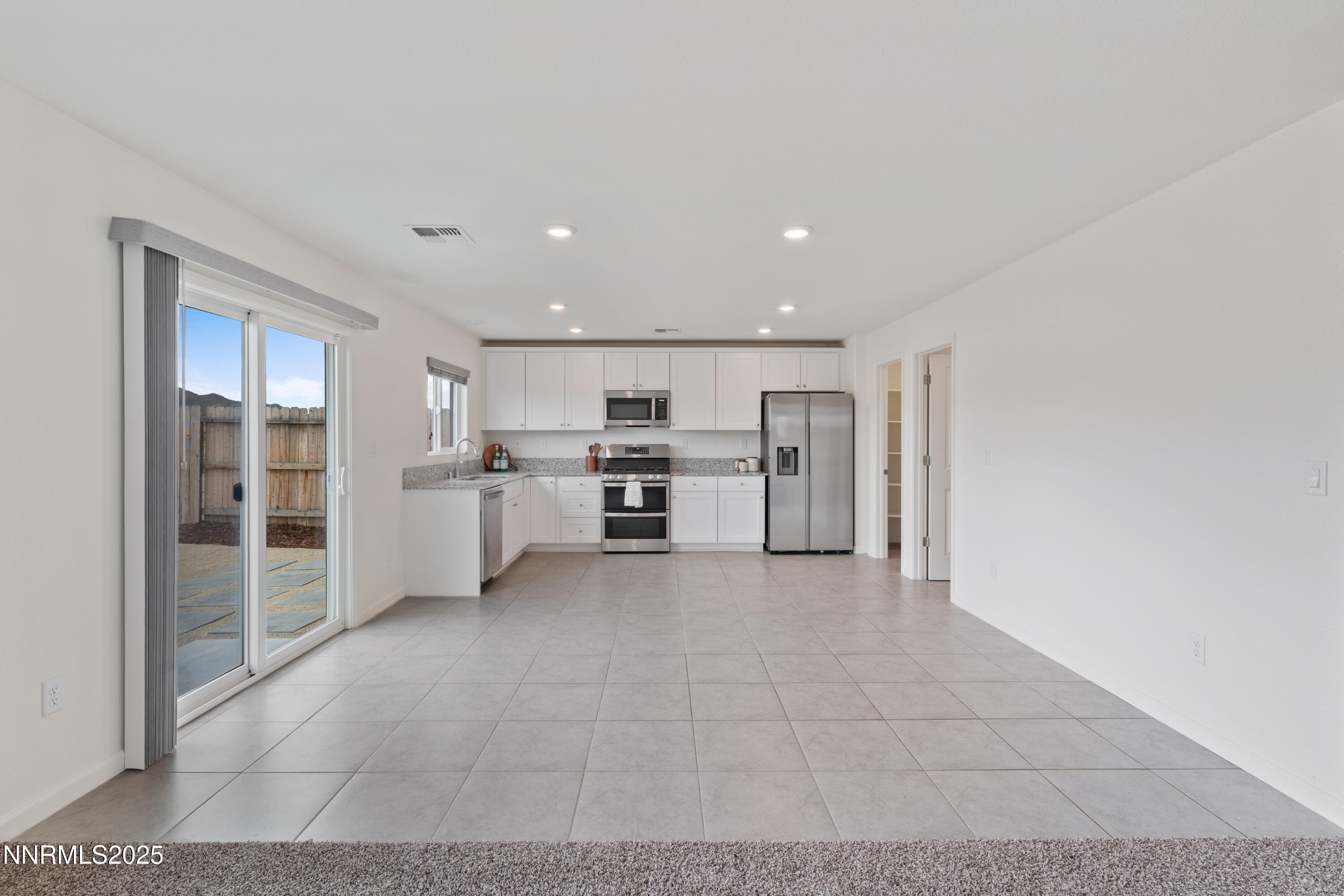 636 Coyote Blf Court Reno, NV 89506 - Photo 9 of 21 DS203301