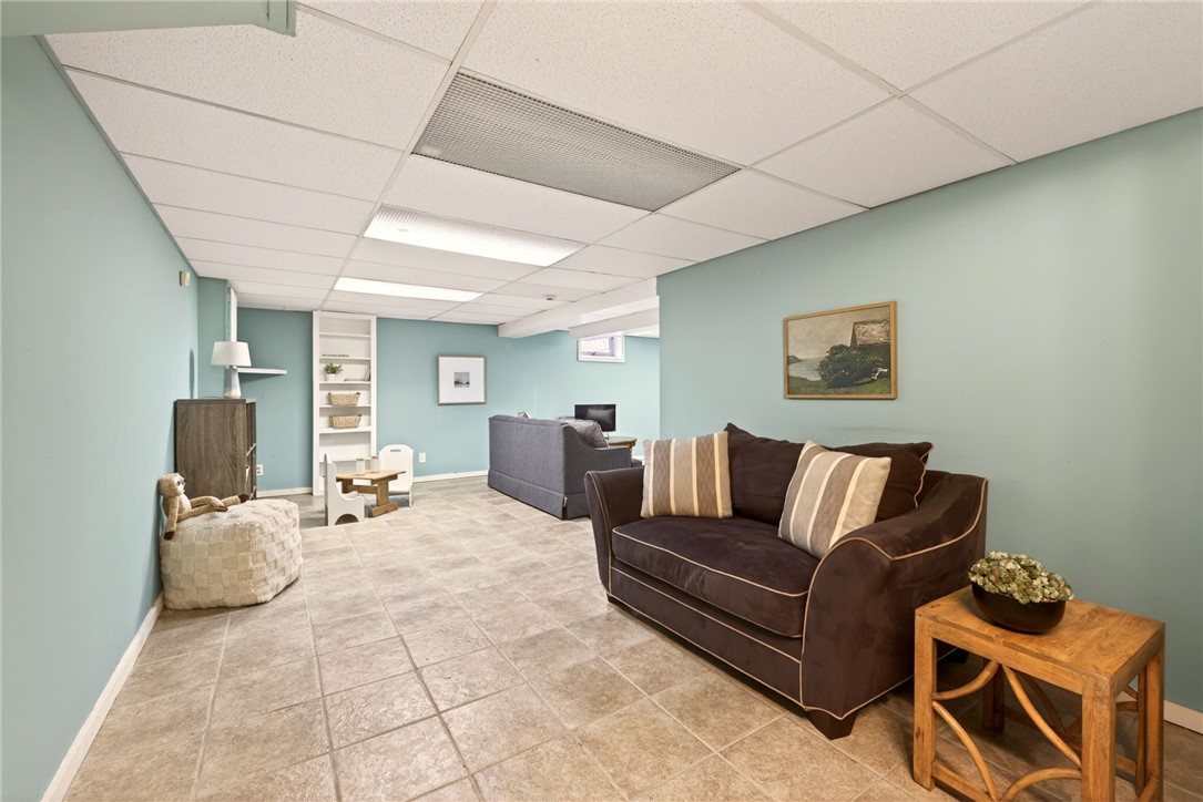 368 Marsh Road Pittsford, NY 14534 - Photo 23 of 27