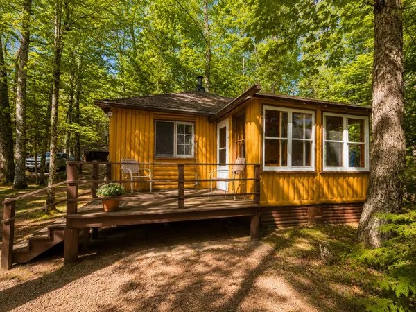 $400,000 | 1250 Hutts Court, St. Germain, WI 54558