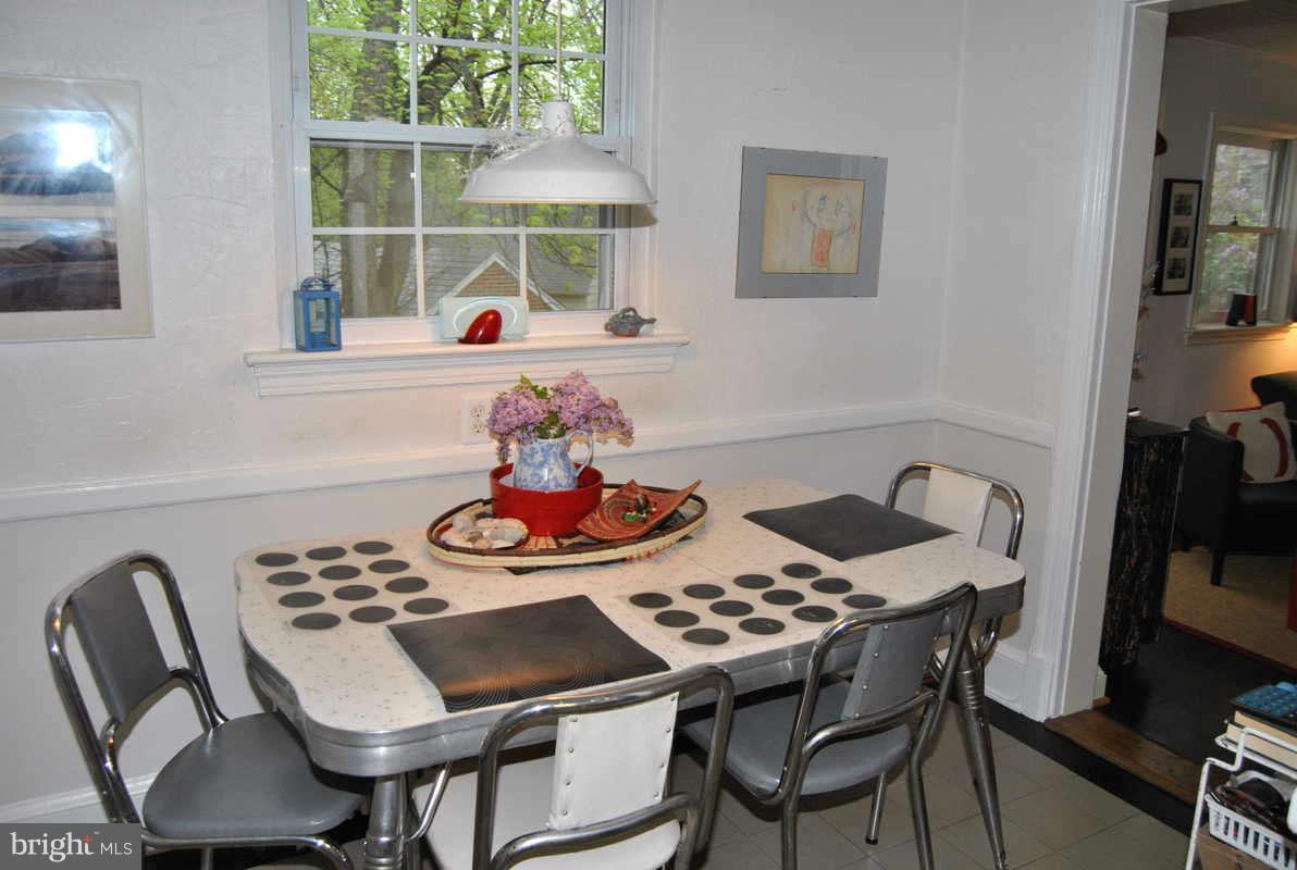 2905 Rittenhouse Street Northwest Washington, DC 20015 - Photo 13 of 30 Breakfast area