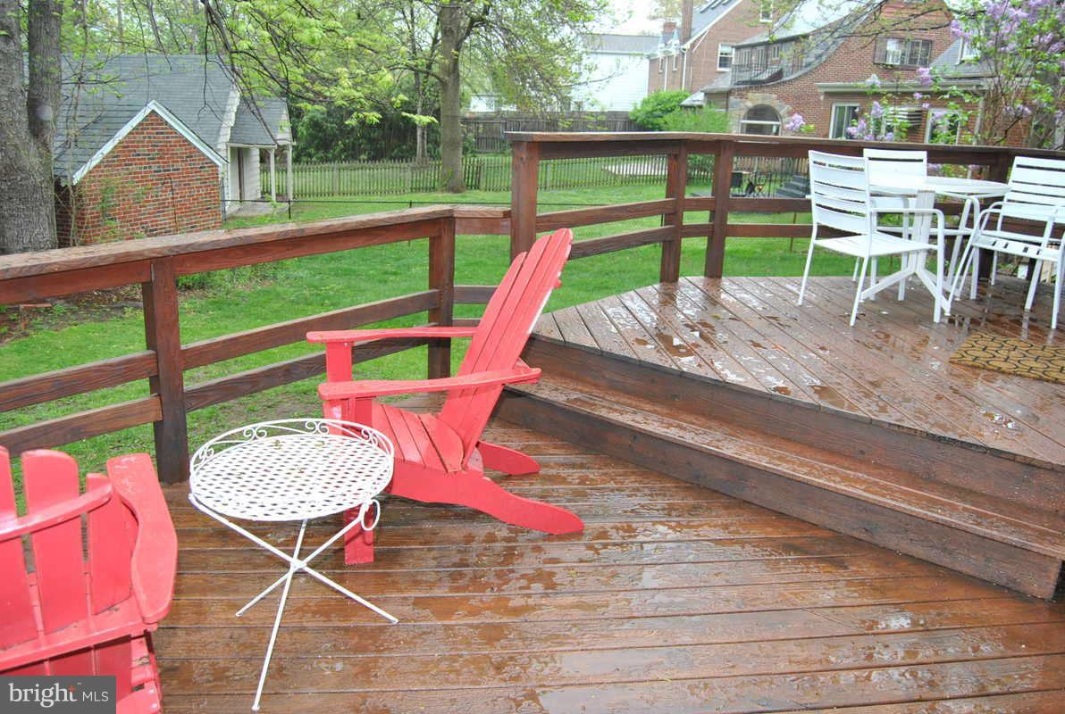 2905 Rittenhouse Street Northwest Washington, DC 20015 - Photo 27 of 30 Two-level deck