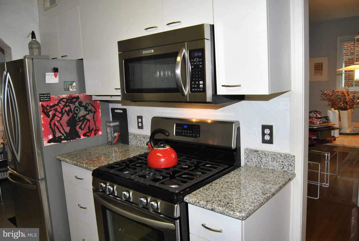2905 Rittenhouse Street Northwest Washington, DC 20015 - Photo 10 of 30 Kitchen