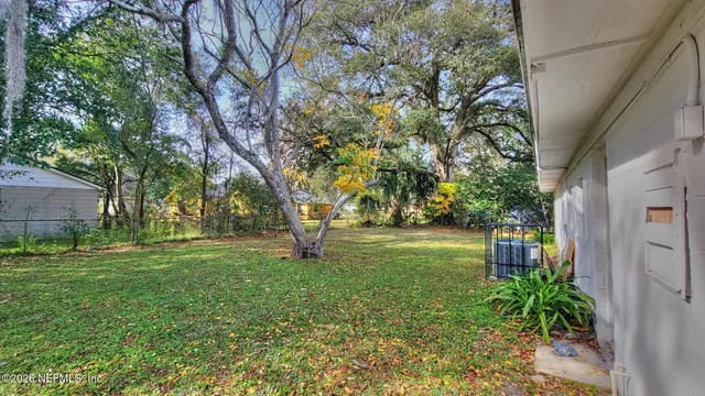 $1,400 | 9172 11th Avenue, Jacksonville, FL 32208