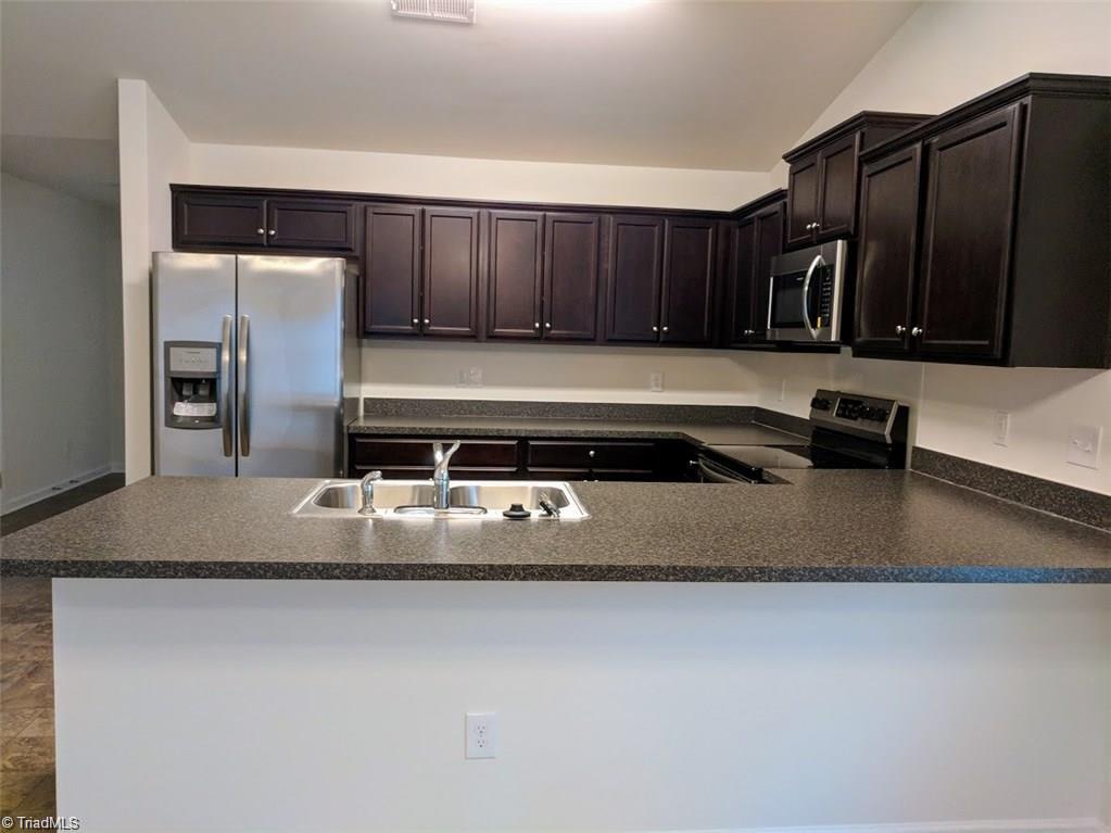 3470 Pridgen Ridge Drive Winston-Salem, NC 27127 - Photo 5 of 21