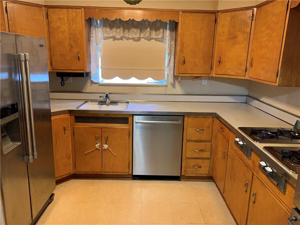 2815 Reiter Road Pittsburgh, PA 15235 - Photo 5 of 17 Gallery Image 5
