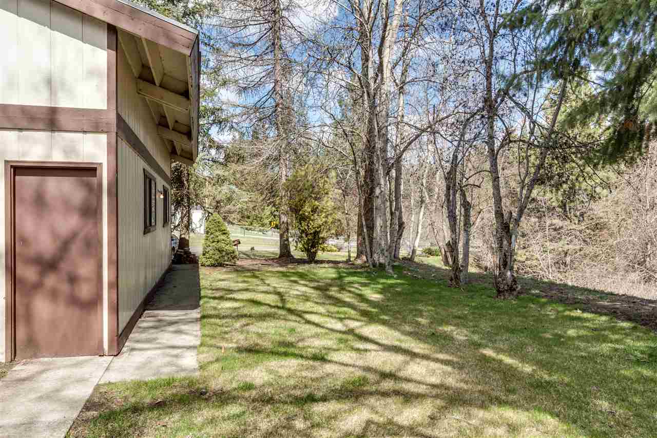 21407 North Monroe Road Spokane, WA 99208 - Photo 17 of 20