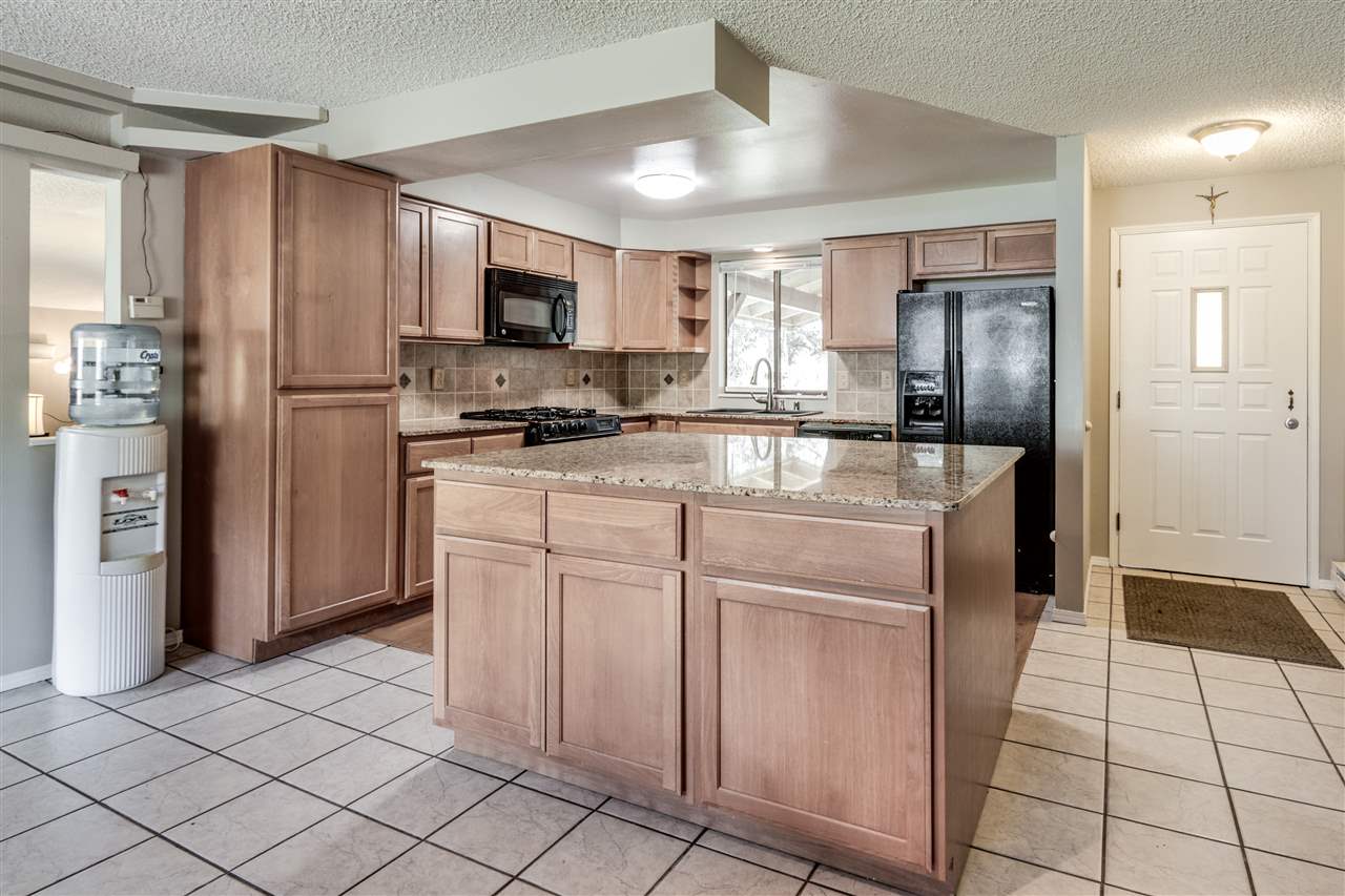 21407 North Monroe Road Spokane, WA 99208 - Photo 4 of 20