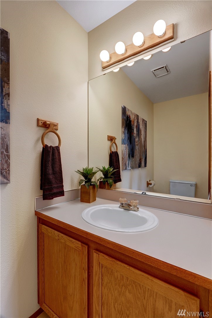 2438 Southeast 8th Place Renton, WA 98057 - Photo 13 of 25