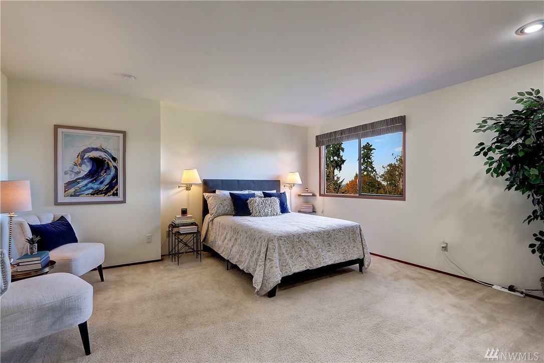 2438 Southeast 8th Place Renton, WA 98057 - Photo 16 of 25
