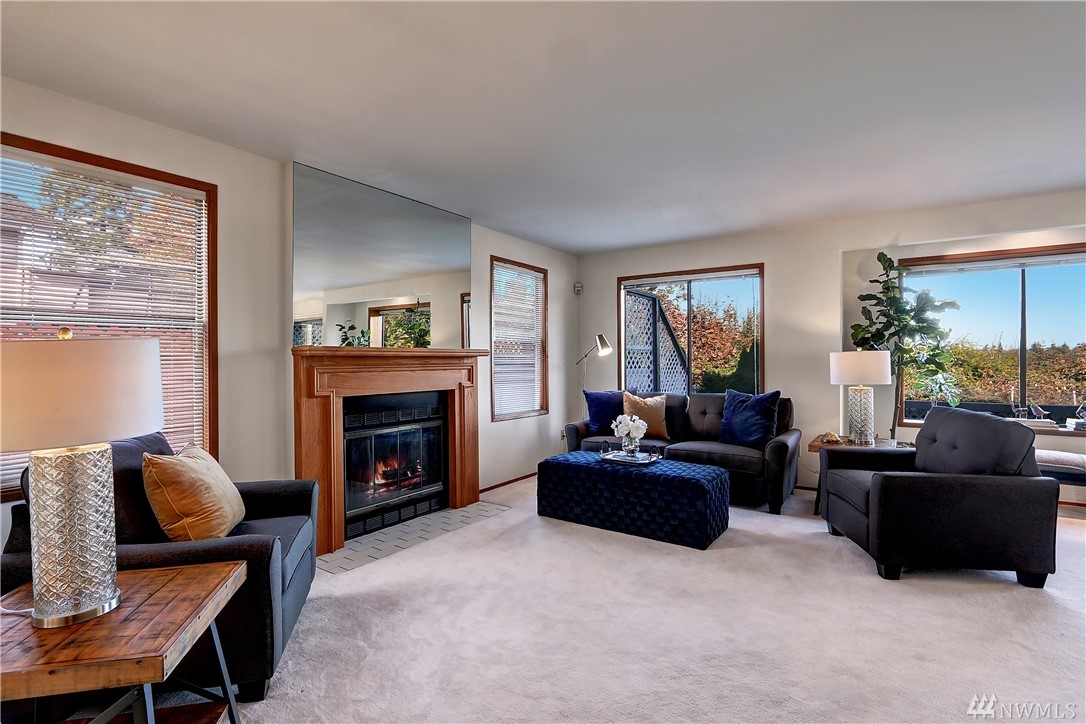 2438 Southeast 8th Place Renton, WA 98057 - Photo 7 of 25