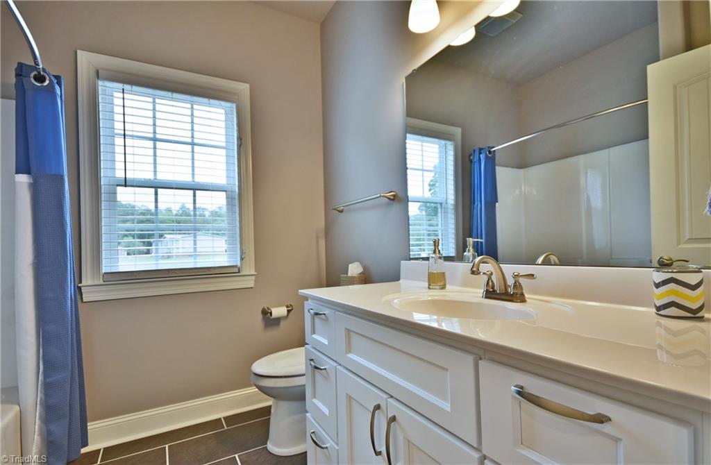 9510 Ellis Road Clemmons, NC 27012 - Photo 14 of 25 Updated Guest Bath
