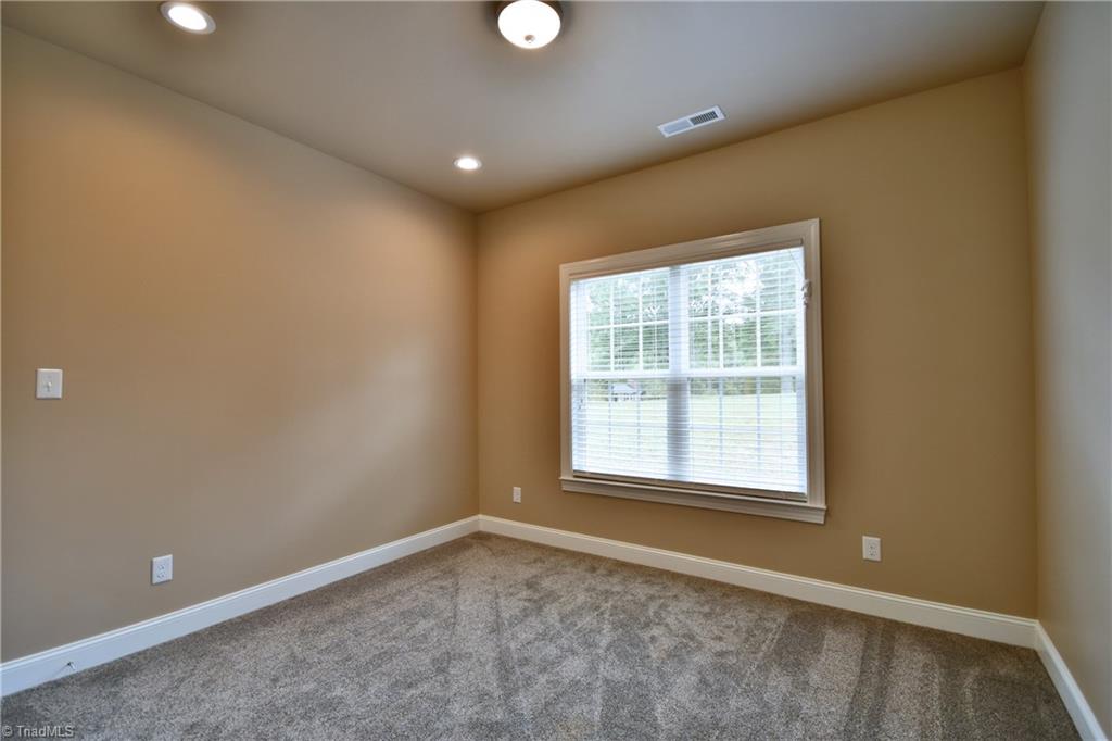 9510 Ellis Road Clemmons, NC 27012 - Photo 16 of 25 BR2