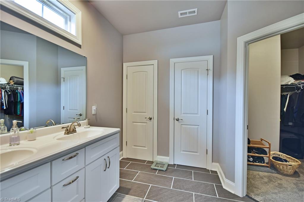 9510 Ellis Road Clemmons, NC 27012 - Photo 21 of 25 2 closets + large walk-in closet