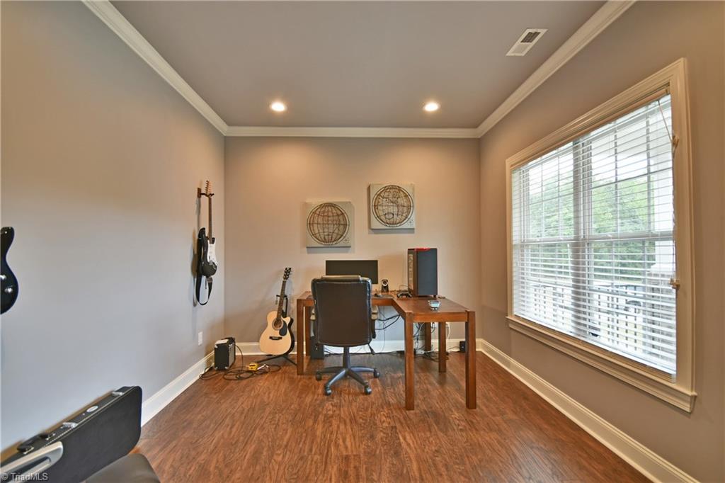 9510 Ellis Road Clemmons, NC 27012 - Photo 4 of 25 Office or formal DR