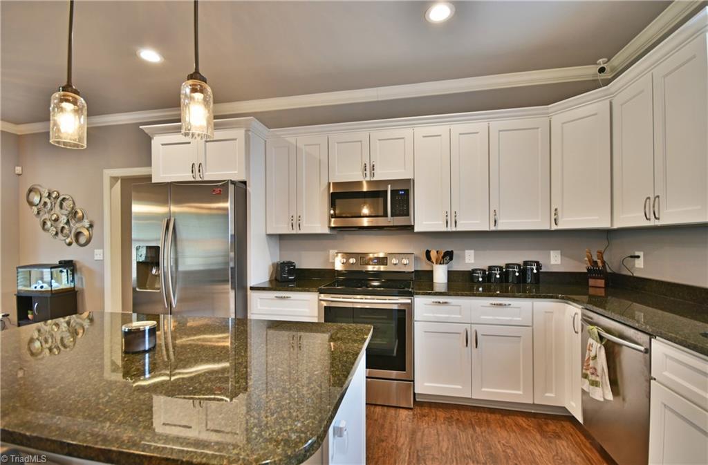 9510 Ellis Road Clemmons, NC 27012 - Photo 9 of 25