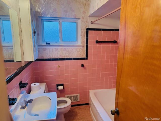 3945 Harding Street Dearborn Heights, MI 48125 - Photo 13 of 15
