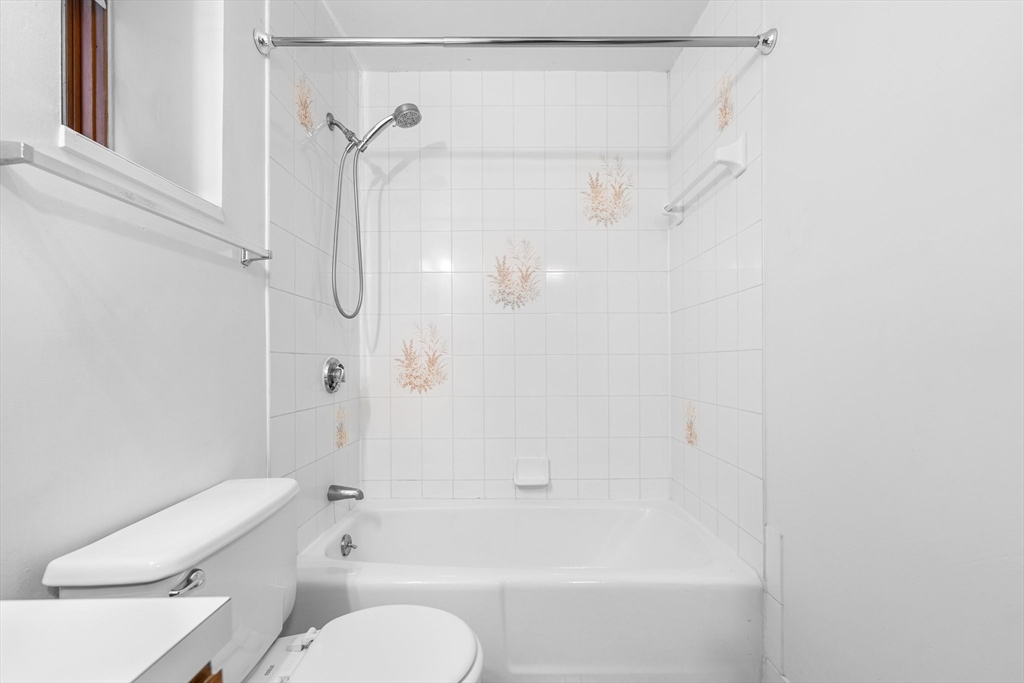 30 Clark Street, Unit 21 Boston, MA 02113 - Photo 15 of 20 Gallery Image 15