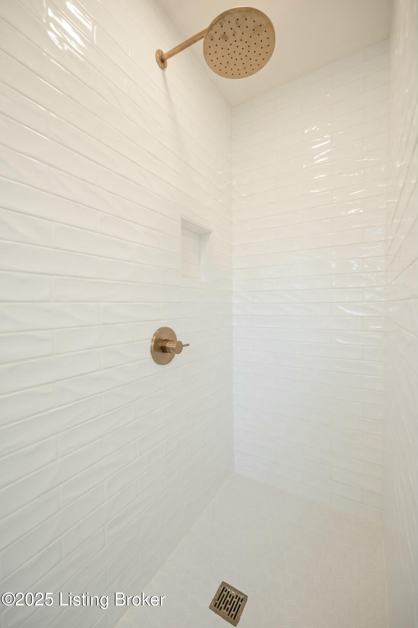 2320 Broadmeade Road Louisville, KY 40205 - Photo 30 of 38 Primary Shower