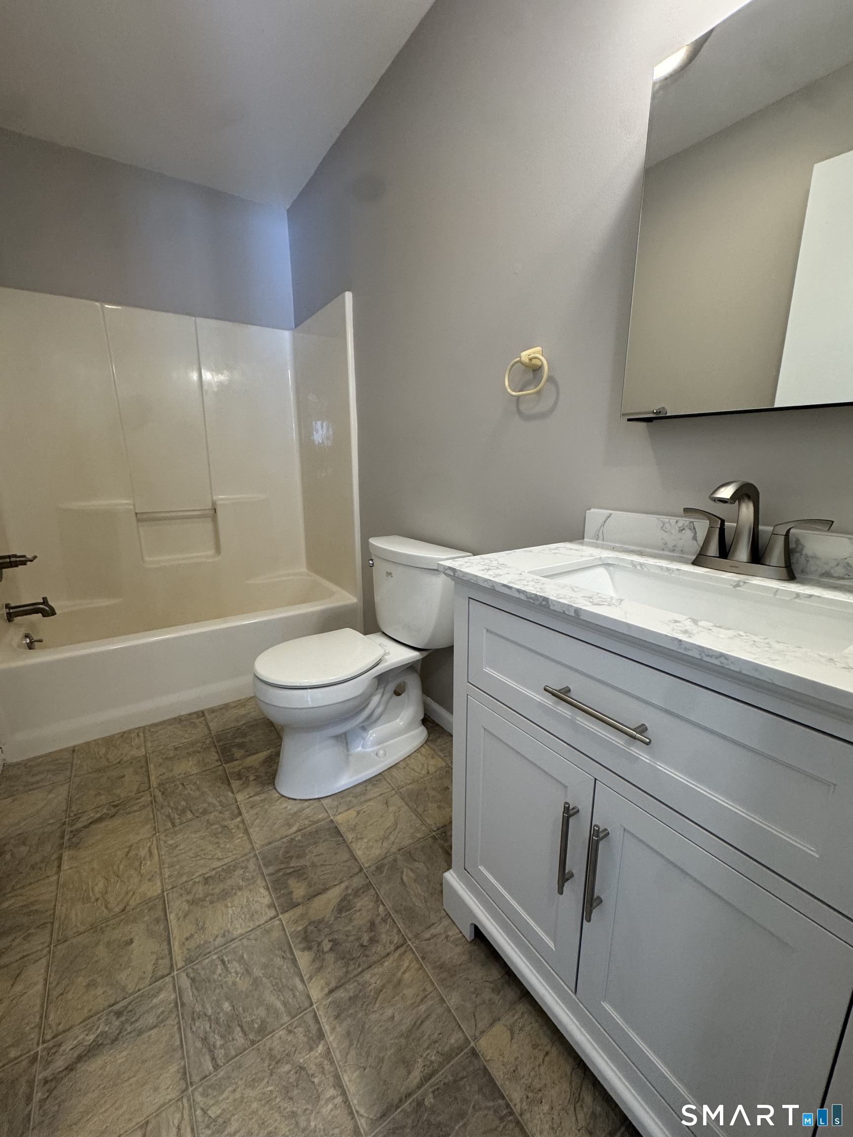 136 Blueberry Hill Road Groton, CT 06340 - Photo 13 of 26