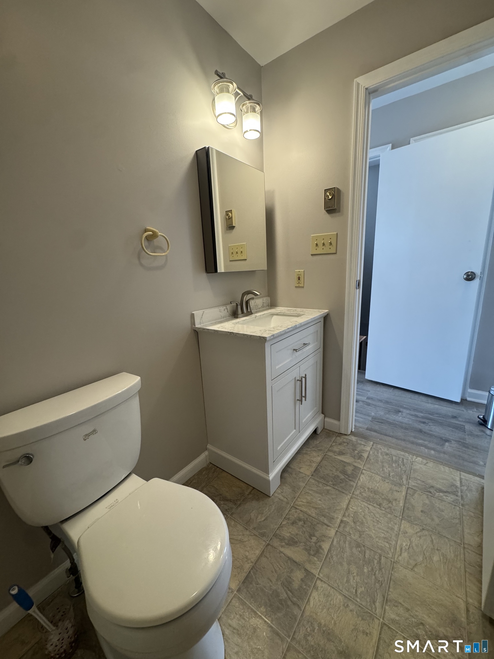 136 Blueberry Hill Road Groton, CT 06340 - Photo 14 of 26