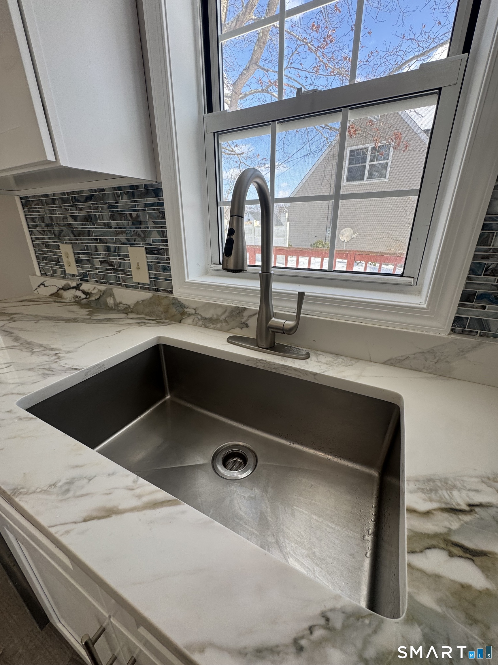 136 Blueberry Hill Road Groton, CT 06340 - Photo 7 of 26