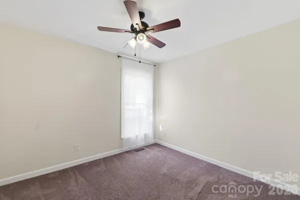 $389,800 | 501 Vista Grande Circle, Charlotte, NC 28226