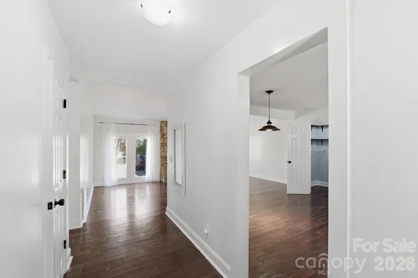 $389,800 | 501 Vista Grande Circle, Charlotte, NC 28226