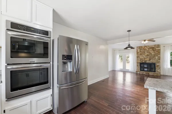 $389,800 | 501 Vista Grande Circle, Charlotte, NC 28226