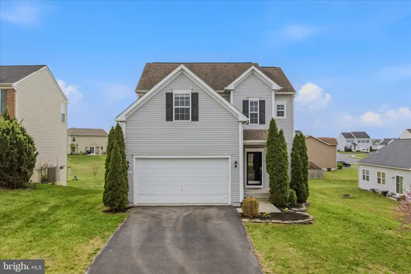 $389,900 | 30 Pappy Court, Bunker Hill, WV 25413