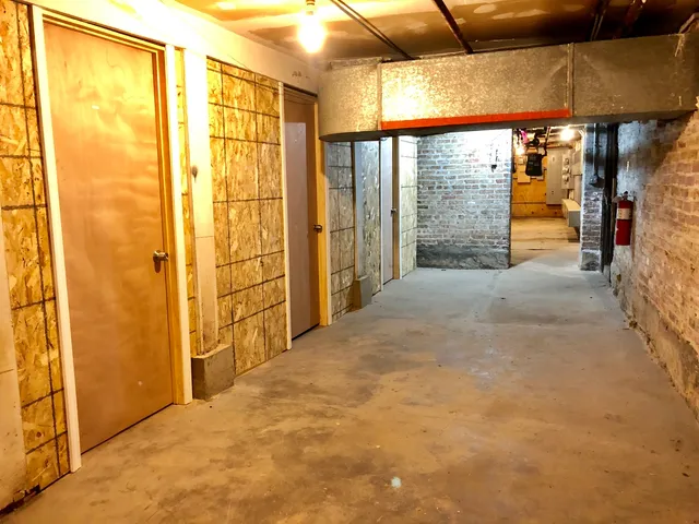 $1,345 | 2606 South St Louis Avenue, Unit 5, Chicago, IL 60623