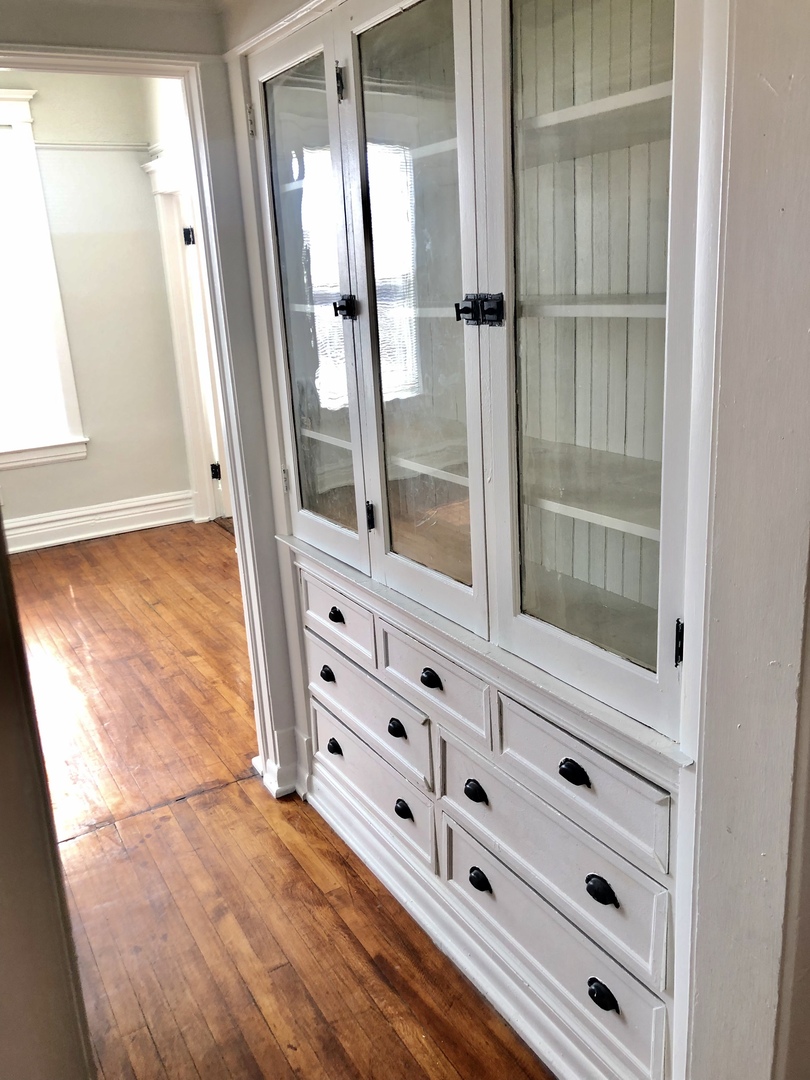 2606 South St Louis Avenue, Unit 5 Chicago, IL 60623 - Photo 6 of 13 a view of a dresser