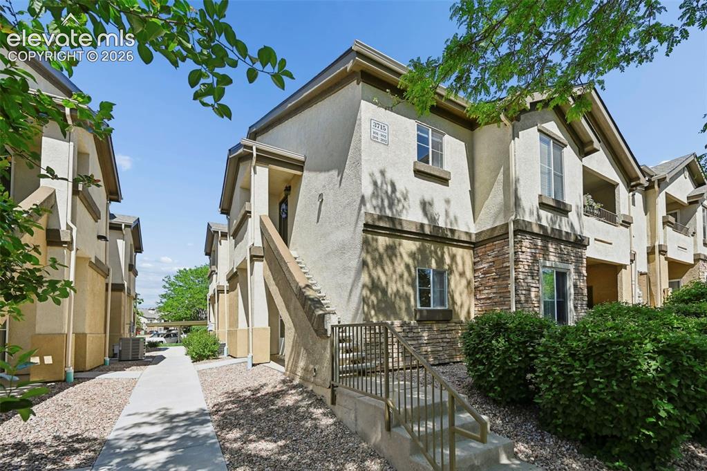 3715 Riviera Grove, Unit 101 Colorado Springs, CO 80922 - Photo 8 of 36