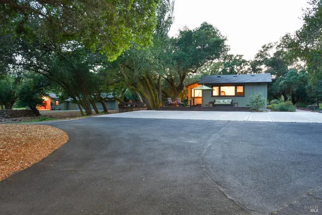 $2,995,000 | 2120 Grove Street, Sonoma, CA 95476