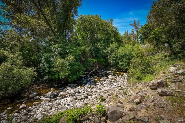 $2,995,000 | 2120 Grove Street, Sonoma, CA 95476