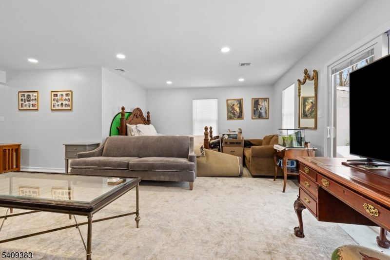 130 Flocktown Road Long Valley, NJ 07853 - Photo 19 of 32