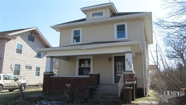 337 West Rudisill Boulevard Fort Wayne, IN 46807 - Photo 1 of 10