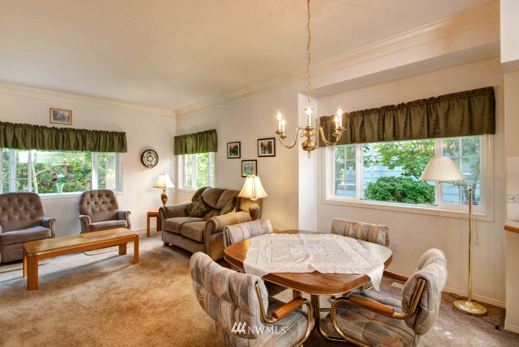 563 West Kellogg Road Bellingham, WA 98226 - Photo 4 of 13 Gallery Image 4