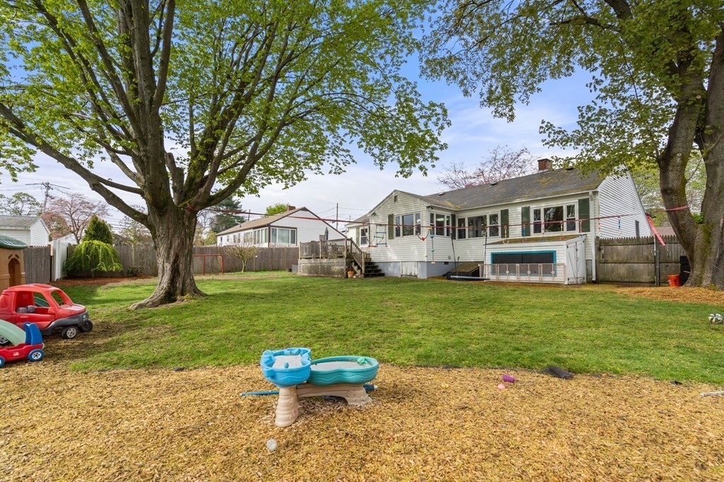172 Circle Drive Waltham, MA 02452 - Photo 20 of 23 a front view of a house with garden