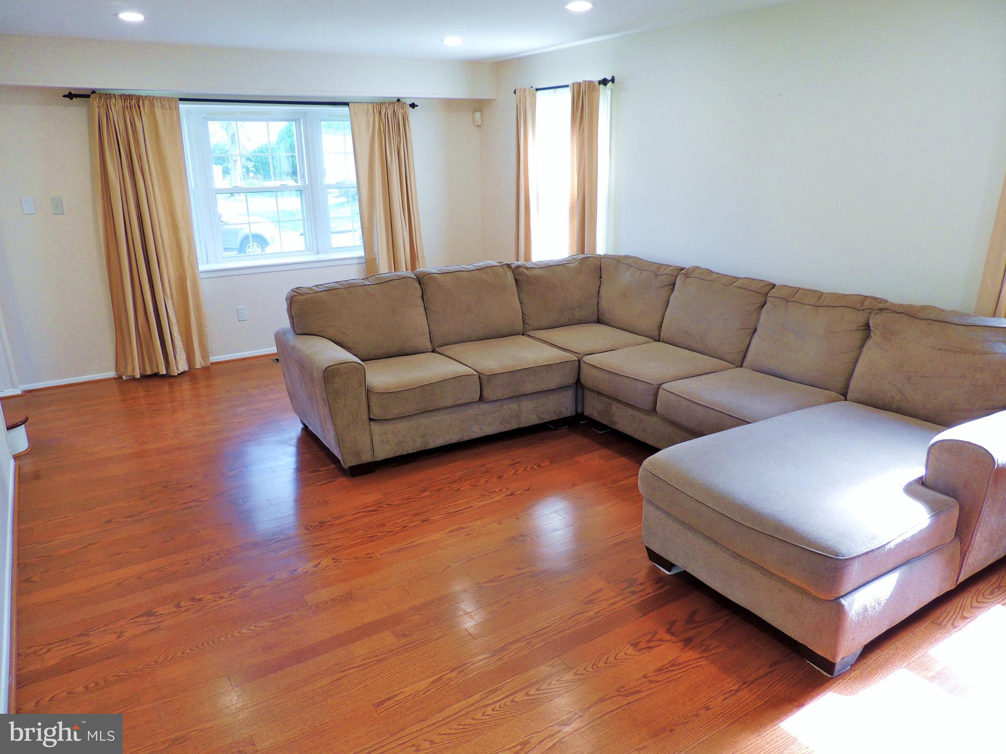 12204 Mackell Lane Bowie, MD 20715 - Photo 7 of 52