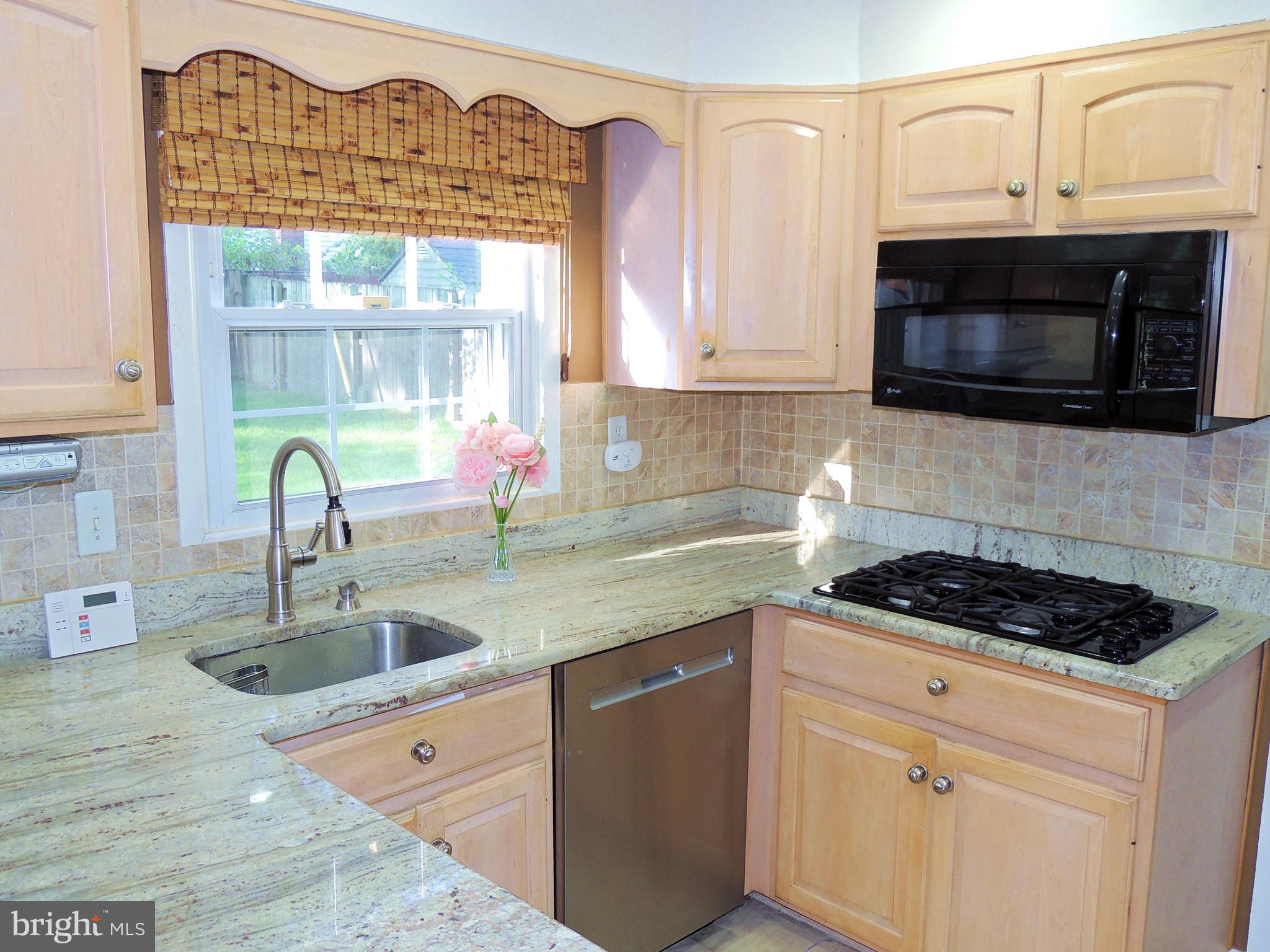 12204 Mackell Lane Bowie, MD 20715 - Photo 9 of 52