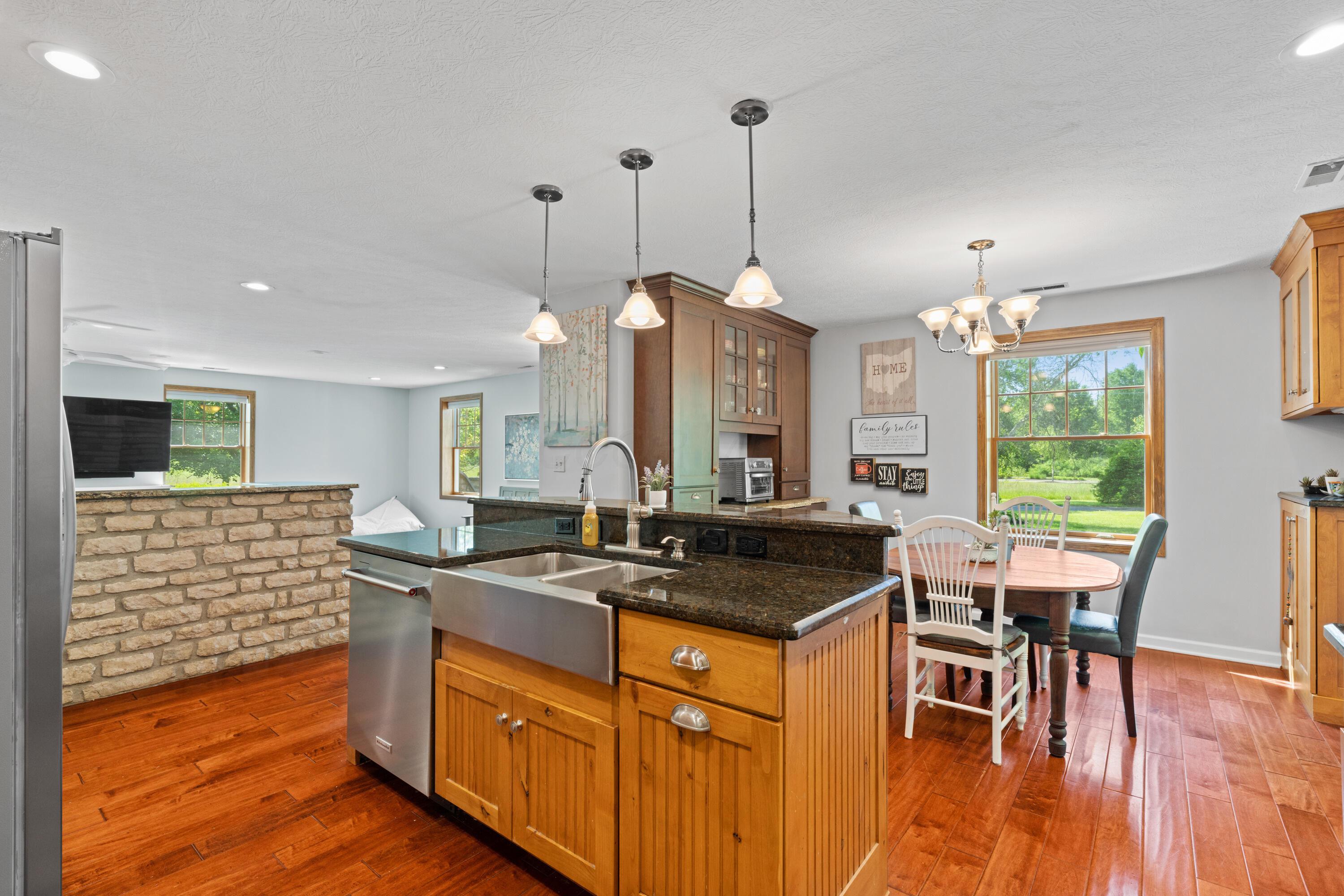 8668 Hyland-Croy Road Dublin, OH 43016 - Photo 23 of 90