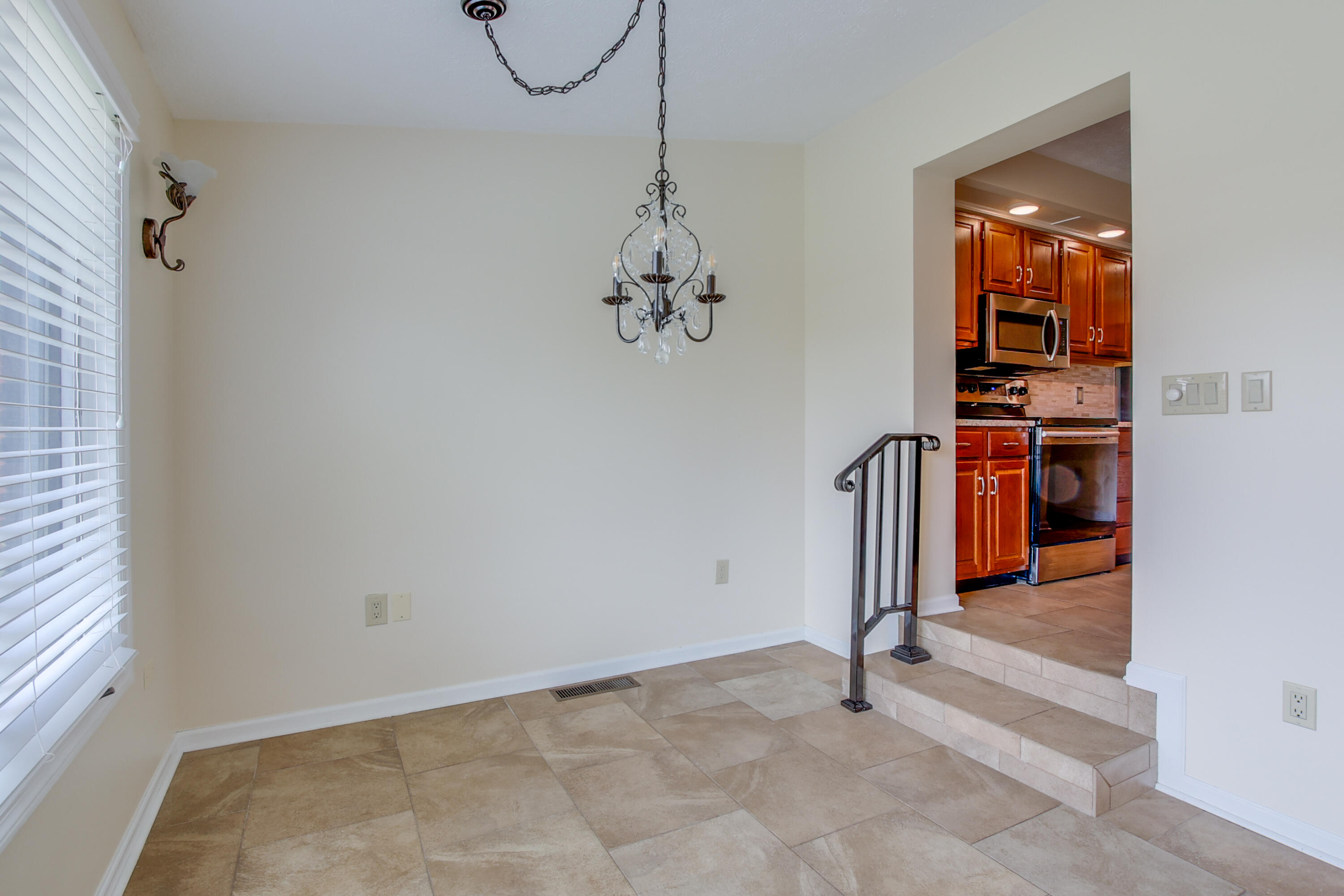 2923 Derr Road Springfield, OH 45503 - Photo 15 of 66 Gallery Image 15
