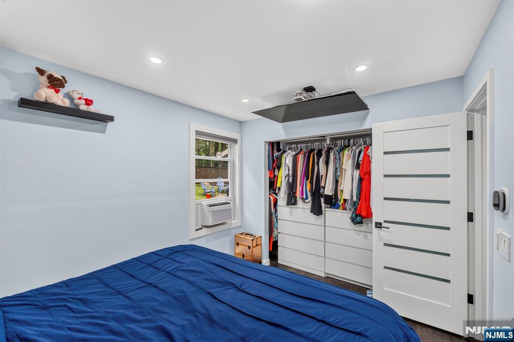 532 Glen Road Sparta, NJ 07871 - Photo 13 of 41 Gallery Image 13