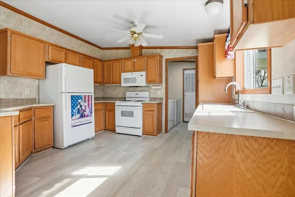 $75,000 | 233 Avenue E Street, Bloomington, IL 61704