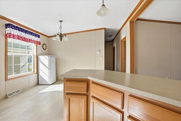 $75,000 | 233 Avenue E Street, Bloomington, IL 61704