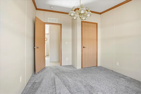 $75,000 | 233 Avenue E Street, Bloomington, IL 61704