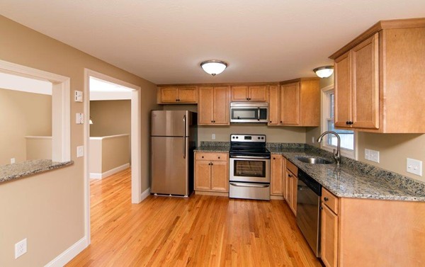 37 R Derryfield Road, Unit R Derry, NH 03038 - Photo 1 of 11